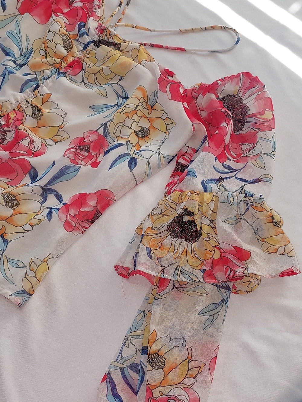 Guess Floral Sheer Ruffle Sleeve Blouse - Red, Yellow, Blue Floral Print.Size XS